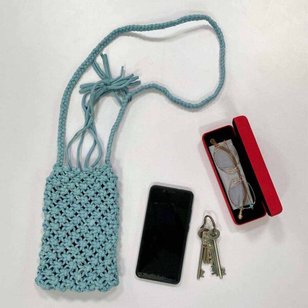 DIY Macrame Phone Bag with Detachable and Adjustable Strap | Macrame  Tutorial | Macrame diy, Macrame tutorial, Crochet phone cases